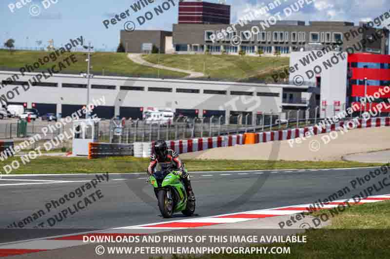 cadwell no limits trackday;cadwell park;cadwell park photographs;cadwell trackday photographs;enduro digital images;event digital images;eventdigitalimages;navarra;no limits trackdays;peter wileman photography;racing digital images;trackday digital images;trackday photos